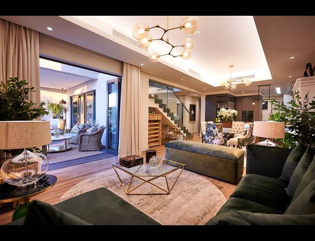3 BEDROOM APARTMENT FOR SALE IN STEYN CITY